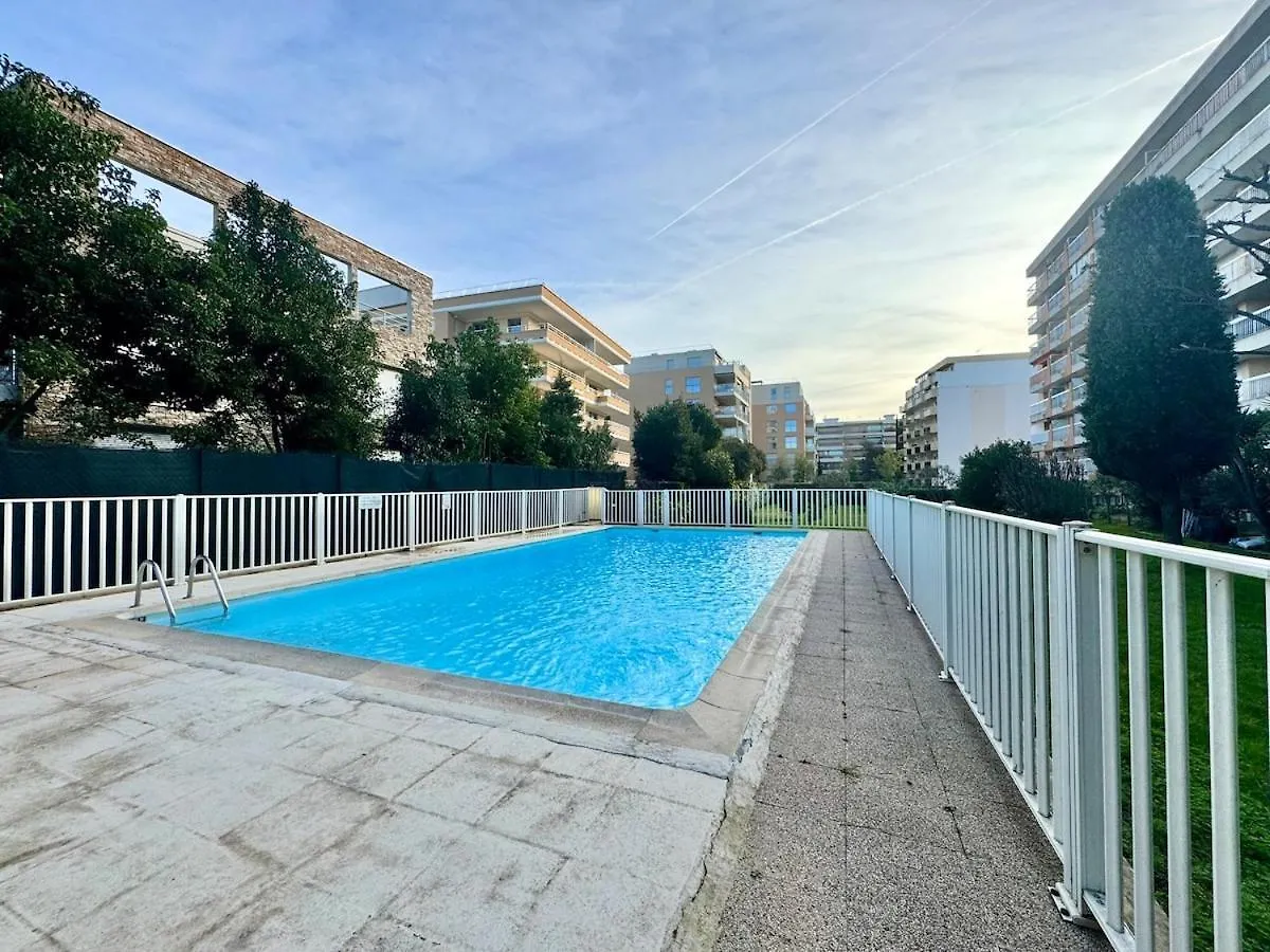 Le Lys - Apt 4 Prs - Clim - Piscine - Parking Antibes